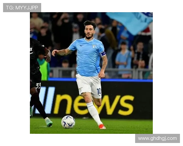 米体:圣地亚哥或回归对阵拉齐奥大名单 米体:圣地亚哥或回归对阵拉齐奥大名单